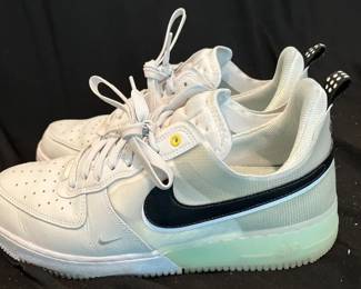 Size 10.5 Nike Air Force 1 Low