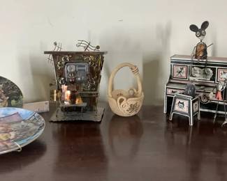 Marx Merrymakers Toy, Hummel Collector Plates and Decor