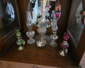 Small oil lamps