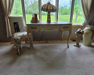 Stunning desk and lamp ( the shade needs to be soldered)