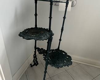 Iron plant stand