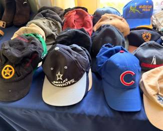 Collection of ball caps & hats (Dallas Cowboys, Chicago Cubs)