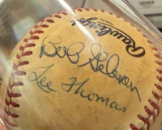 Autographed baseball signed by Bob Gibson & Lee Thomas in case