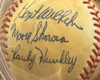 Autographed baseball with player signatures (Moose Skowron, Randy Hundley)
