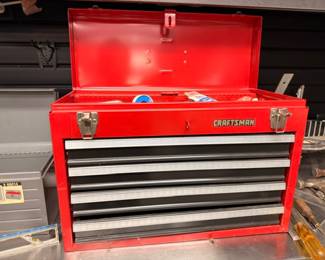Craftsman red metal tool chest with drawers
