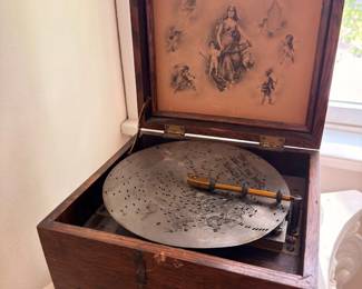 Antique disc music box, wooden case