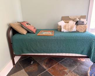 Antique iron bed / daybed with coverlet
