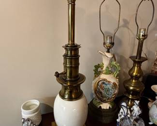 Vintage 1940's-1950's Stiffel Brass & Porcelain Egg Lamp 28"