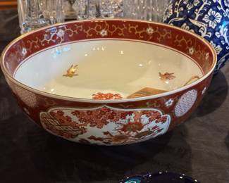 Vintage 12" Hand Painted Porcelain Japanese Imari Centerpiece Bowl