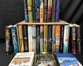 CT453Grisham And Patterson Collection Of Books