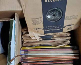 CT521RLP And 45s Mystery Lot