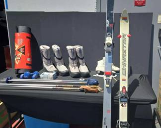 CT520Vintage Ice Skates And Skis With Accessories