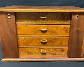 CT572Wood Jewelry Box