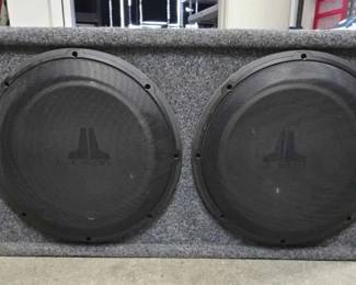 CT3812 12in JL Audio Subwoofers in speaker box 