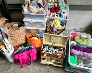 CT395Huge Crotchet Lot
