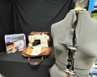 CT409Vintage Singer Sewing Machine And Adjustable Dress Form Mannequin