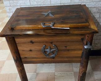 Char log charwood cooler (brand new)