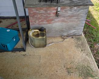 Wooden tool box