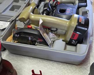 Craftsman combo drill, saw, light, battery and charger. and batteries 