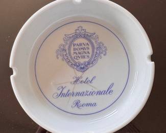 Hotel Internazionale Roma Ash Tray.  Photo 1 of 2. 