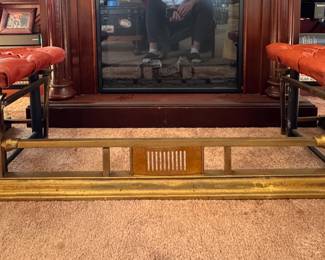 Polished English Brass Fireplace Fender with Tufted Leather Upholstered Seats. Photo 1 of 3.  