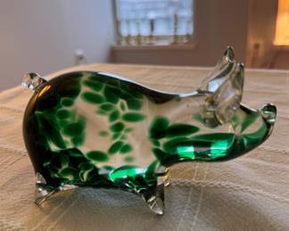 Glass Pig Figurine. 