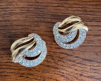 Trifari Clip on Earrings. Photo 1 of 2. 