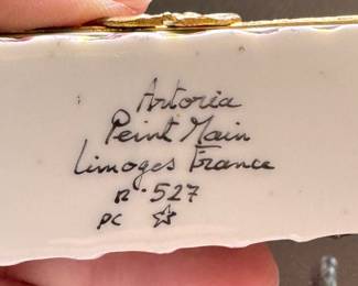 Limoges Garden Bench Pill Box. Photo 2 of 2. 