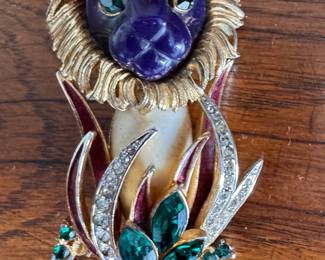 Hattie Carnegie "Lion in the Grass" Pin. Photo 1 of 2. 