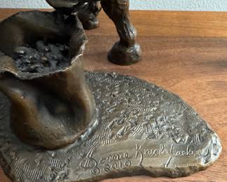 Bronze of Donkey. Signed by Artist. 2010.  Measures 14" x 9" x 10" H Including Base. Photo 2 of 2. 