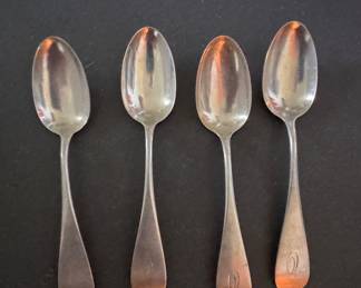 Wallace Set of 4 "O" Monogrammed Sterling Silver Spoons. Photo 1 of 3. 