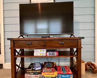Television console. Family games.