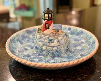 Lighthouse dip and chips plate.