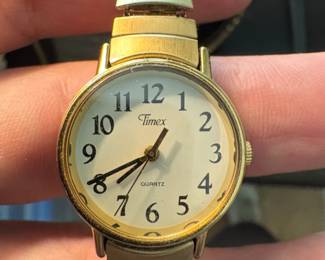 Timex Womens Quartz Watch with GoldTone Expansion Band