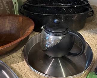 Glass and Black Enamel Teapot with Stainless Steel Tray