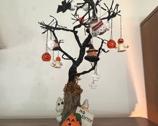 Lemax Spooky Town Batty For Pumpkins Halloween Tree