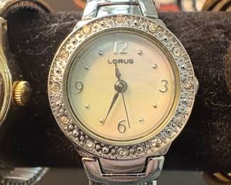 Lorus Womens Crystal Accent Watch