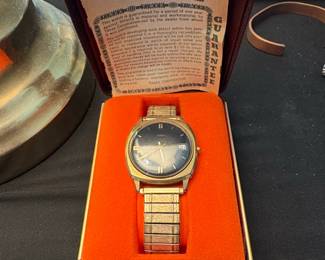 Timex Electric Quartz Watch second image