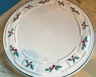 Longaberger Pottery Traditional Holly Round Platter