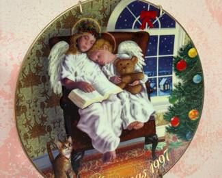 Avon Heavenly Dreams 1997 Collector Plate