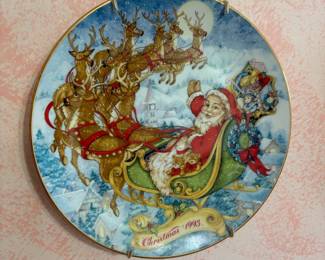 Avon "Special Christmas Delivery" 1993 Collector Plate