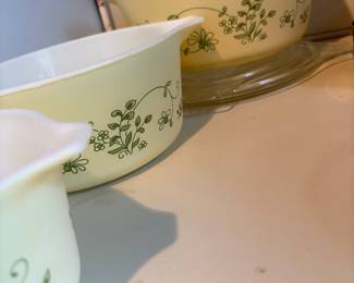 Pyrex Shenandoah Casserole Dish Set