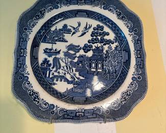 Blue Willow Johnson Brothers England Square Plate