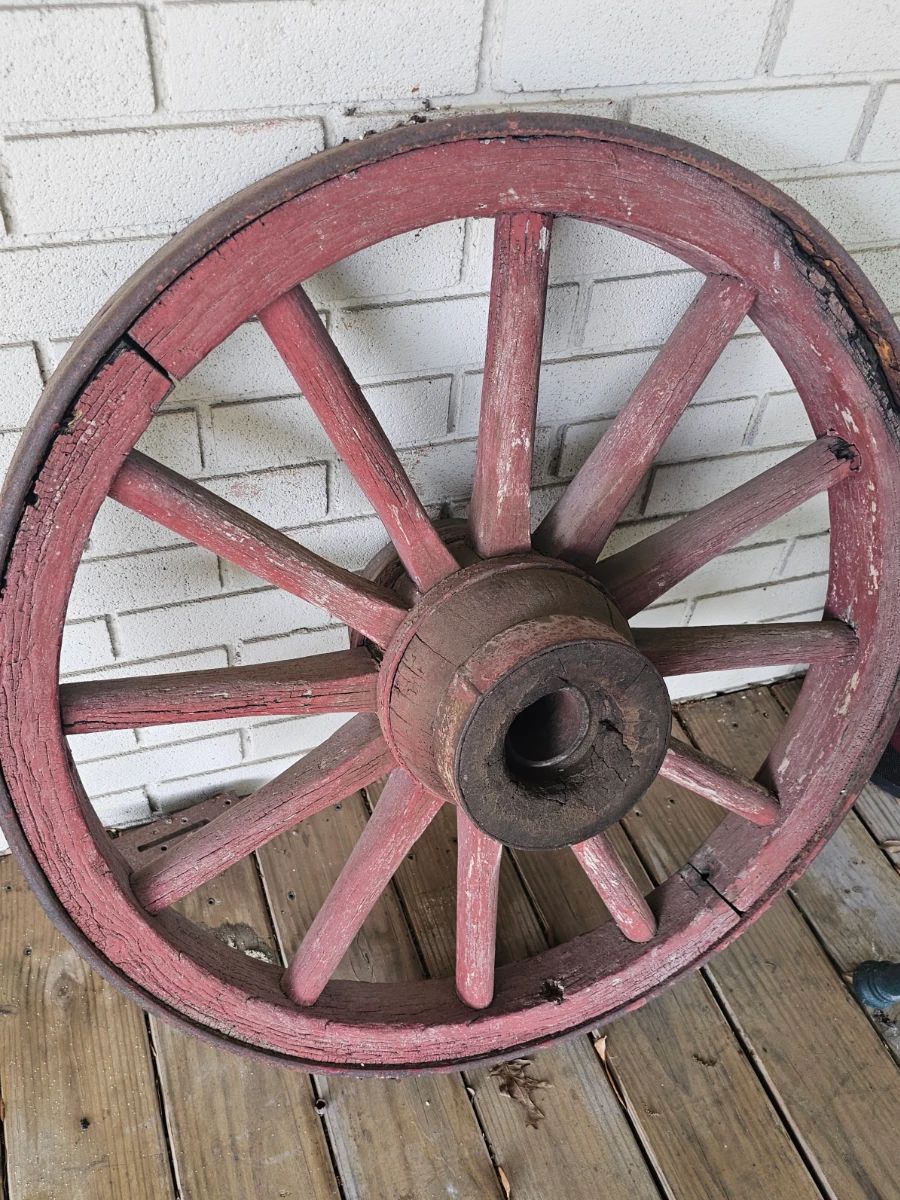 vintage waggon wheel