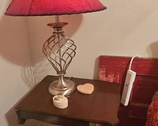 antique lamp table 