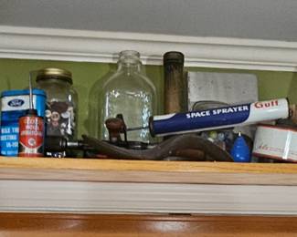 lots of kitchen decor