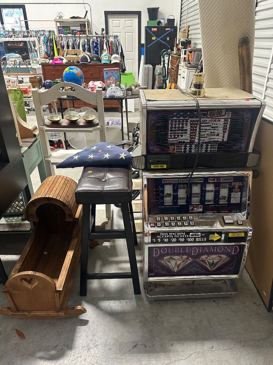 Slot machine, bench, cradle
