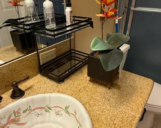 Floral Ribbon Porcelain Sink