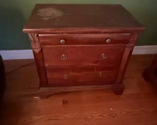 Ethan Allen British Classics Daryn Nightstand