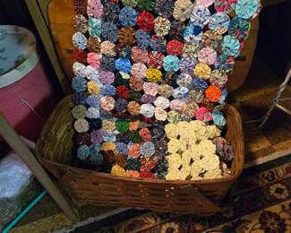 Yo-Yo quilt 